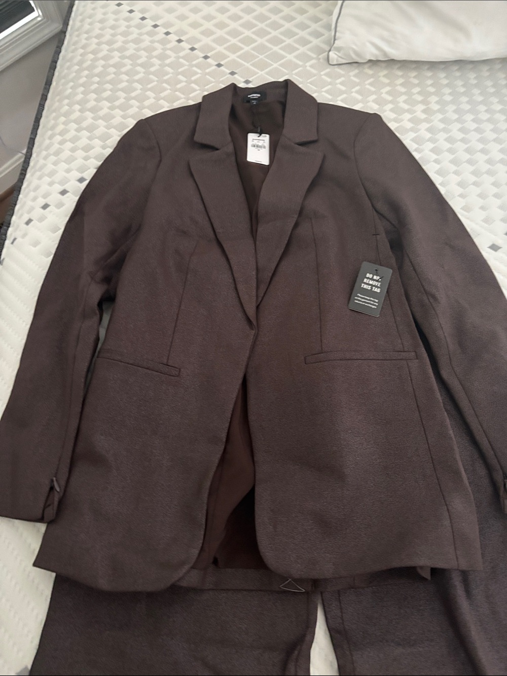 Womens Tailored Brown Blazer - Classic Single-Breasted Suit Jacket & pants